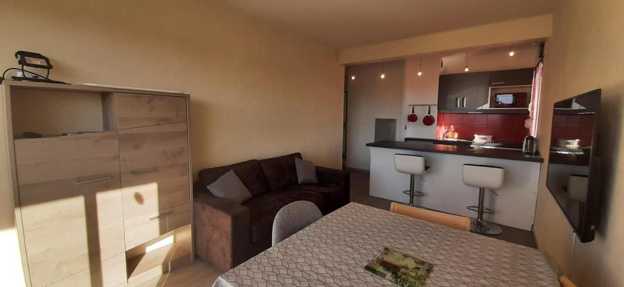 Residence De La Plage Appart A 2 Pas De La Plage Et Du Marche Saint-Cyprien  Eksteriør billede